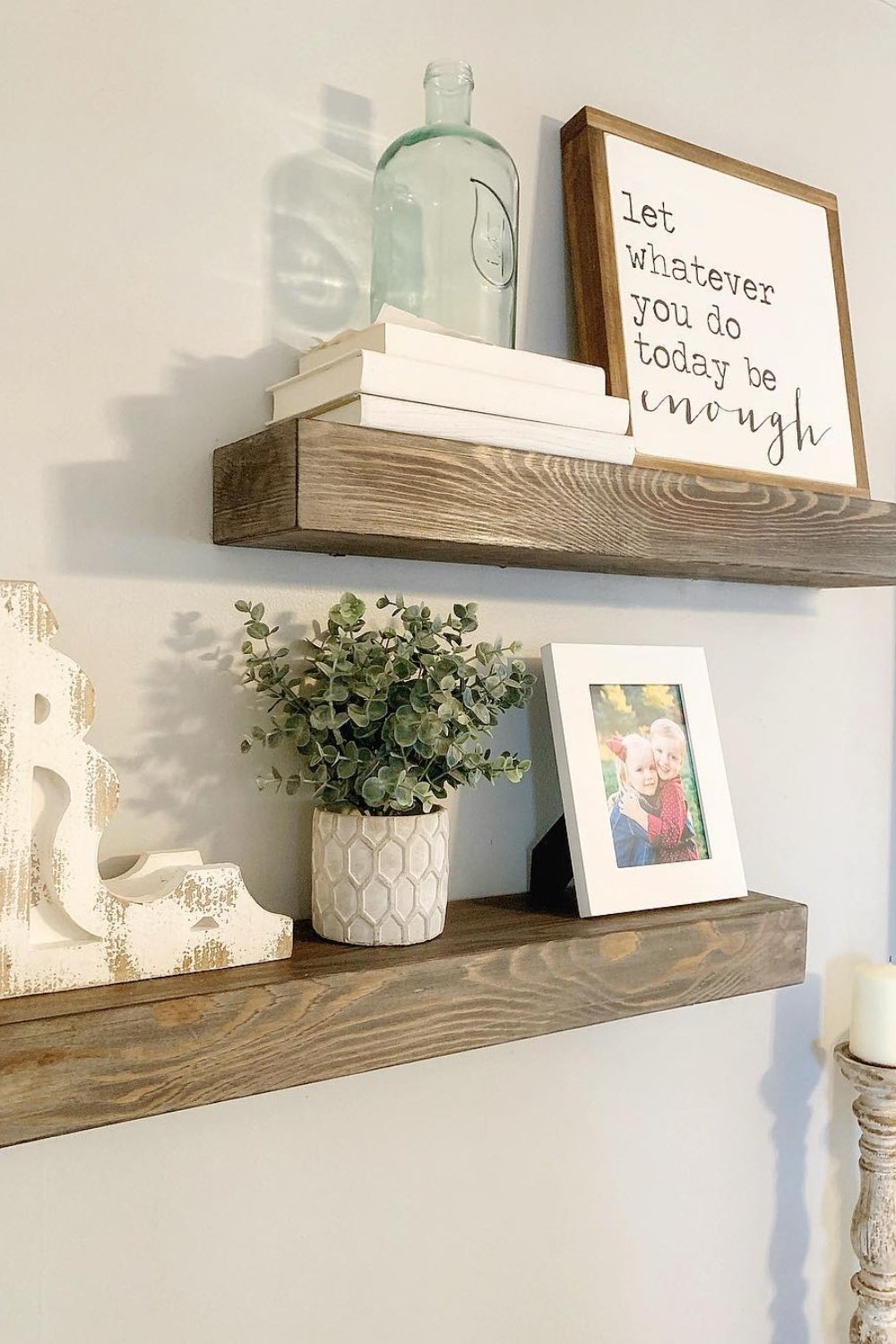 How To Style Living Room Floating Shelves – Styli Casa